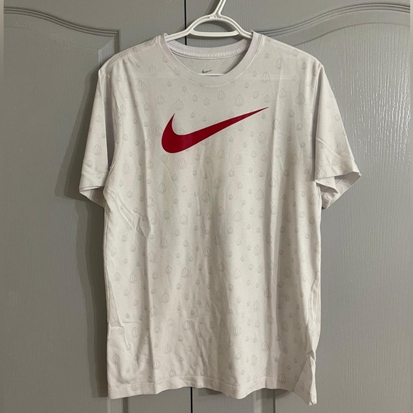 Nike t-shirt - Picture 1 of 2